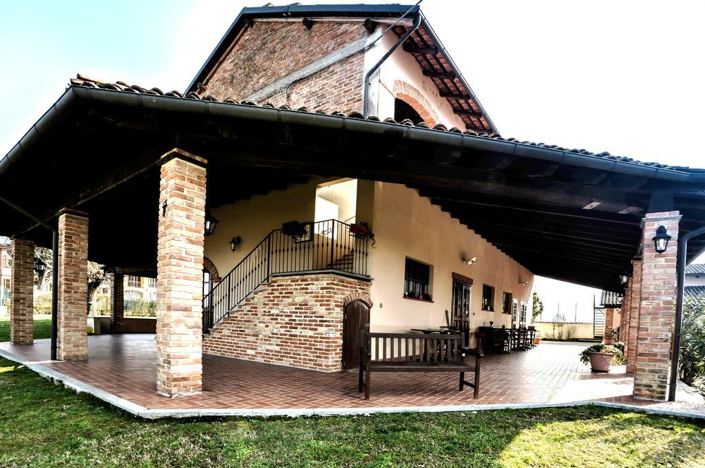 Azienda Agricola Tenuta Del Barone Calliano  エクステリア 写真
