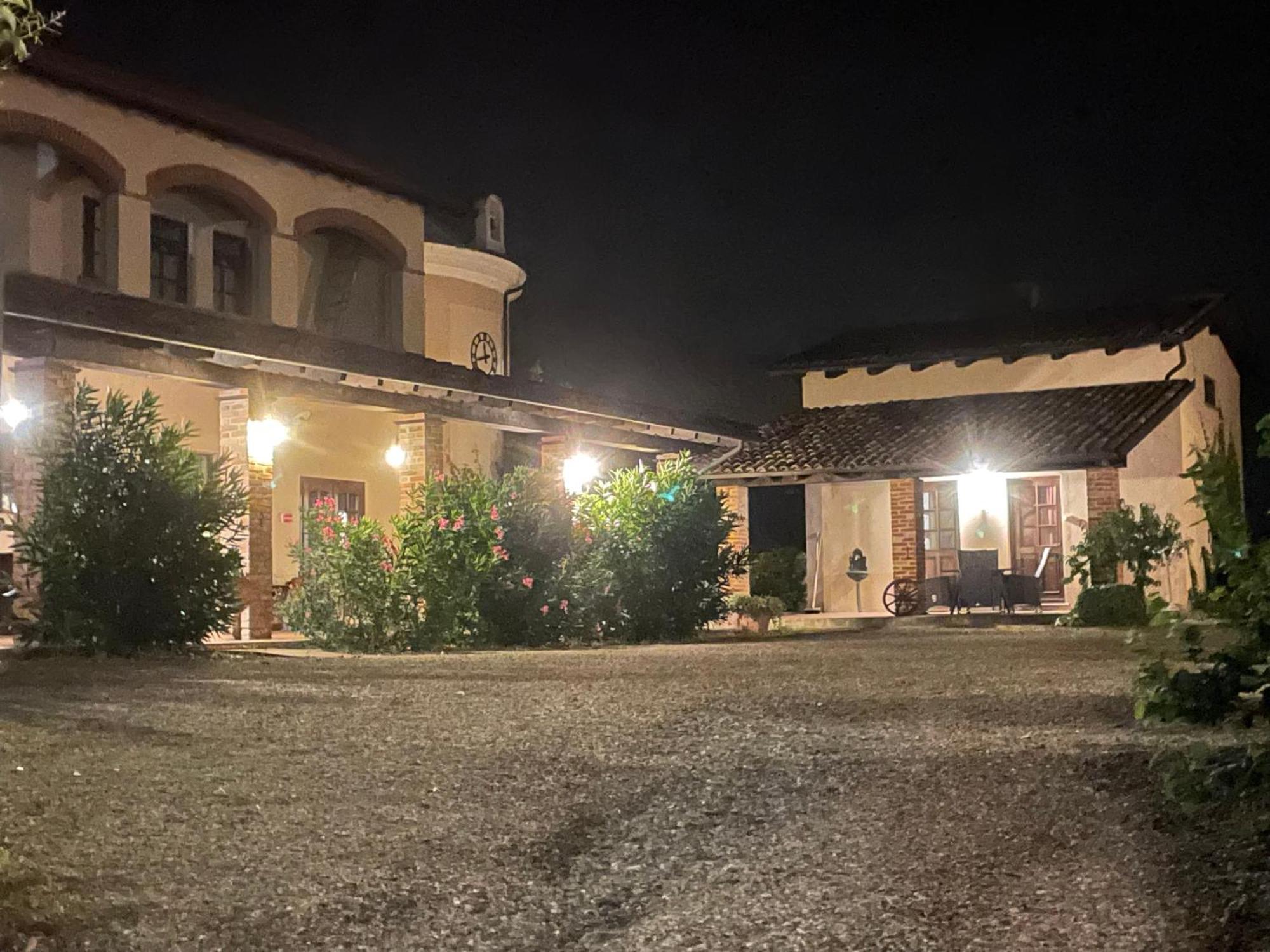 Azienda Agricola Tenuta Del Barone Calliano  エクステリア 写真
